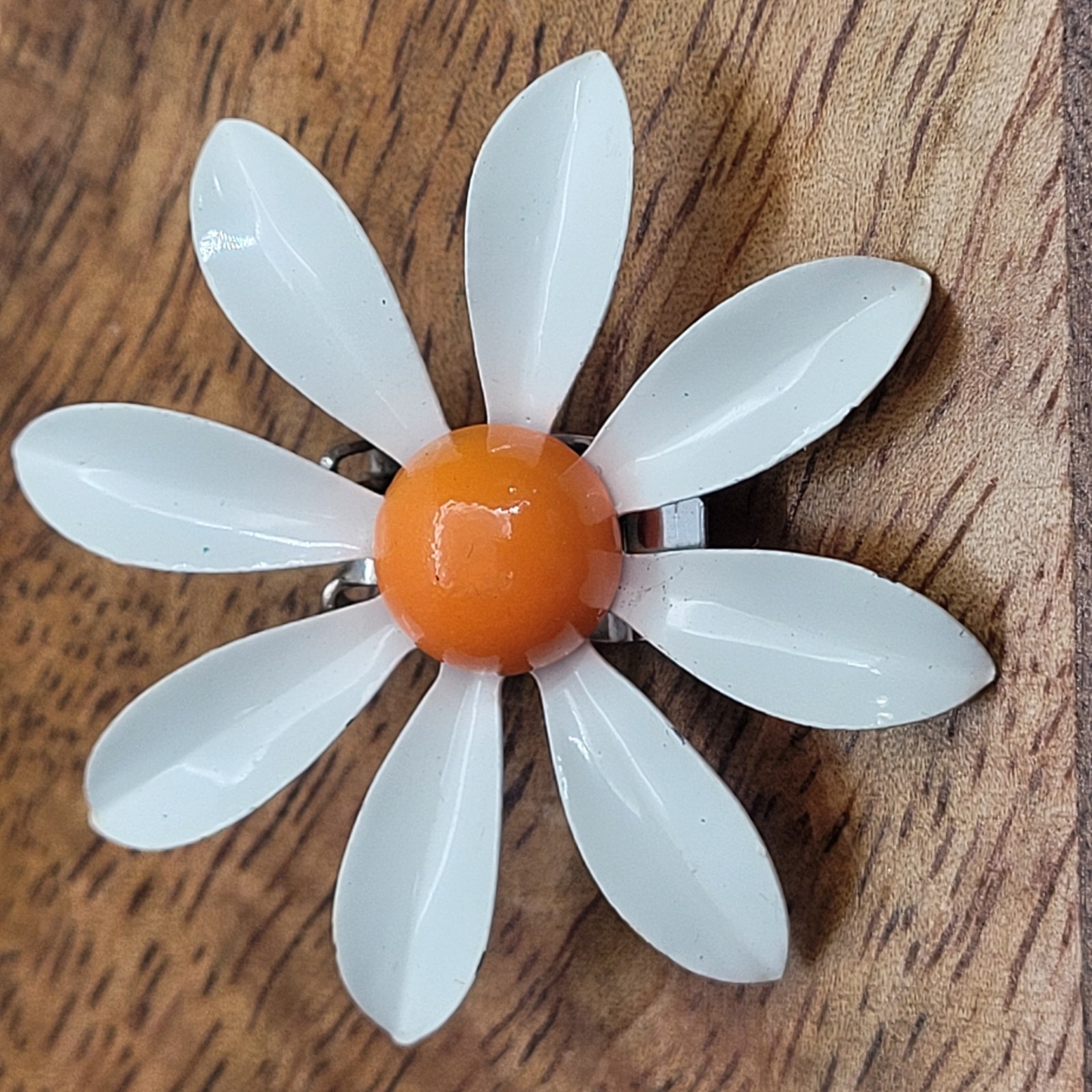 Vintage 1960s Enamel Daisy Clip-On Earrings White Orange Metal Flower Retro Mod