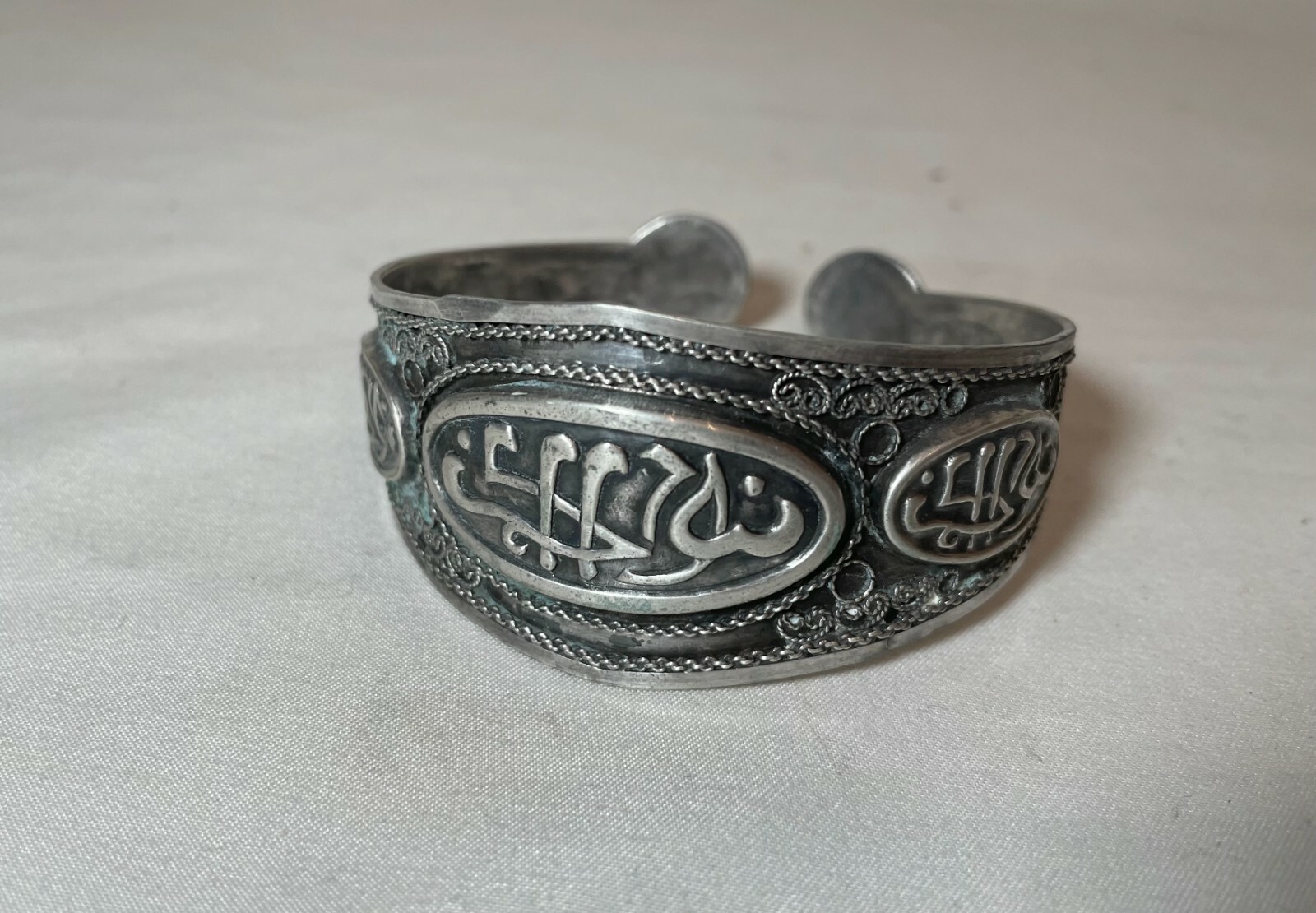 vintage ornate handmade Moroccan sterling silver filigree cuff bracelet signed