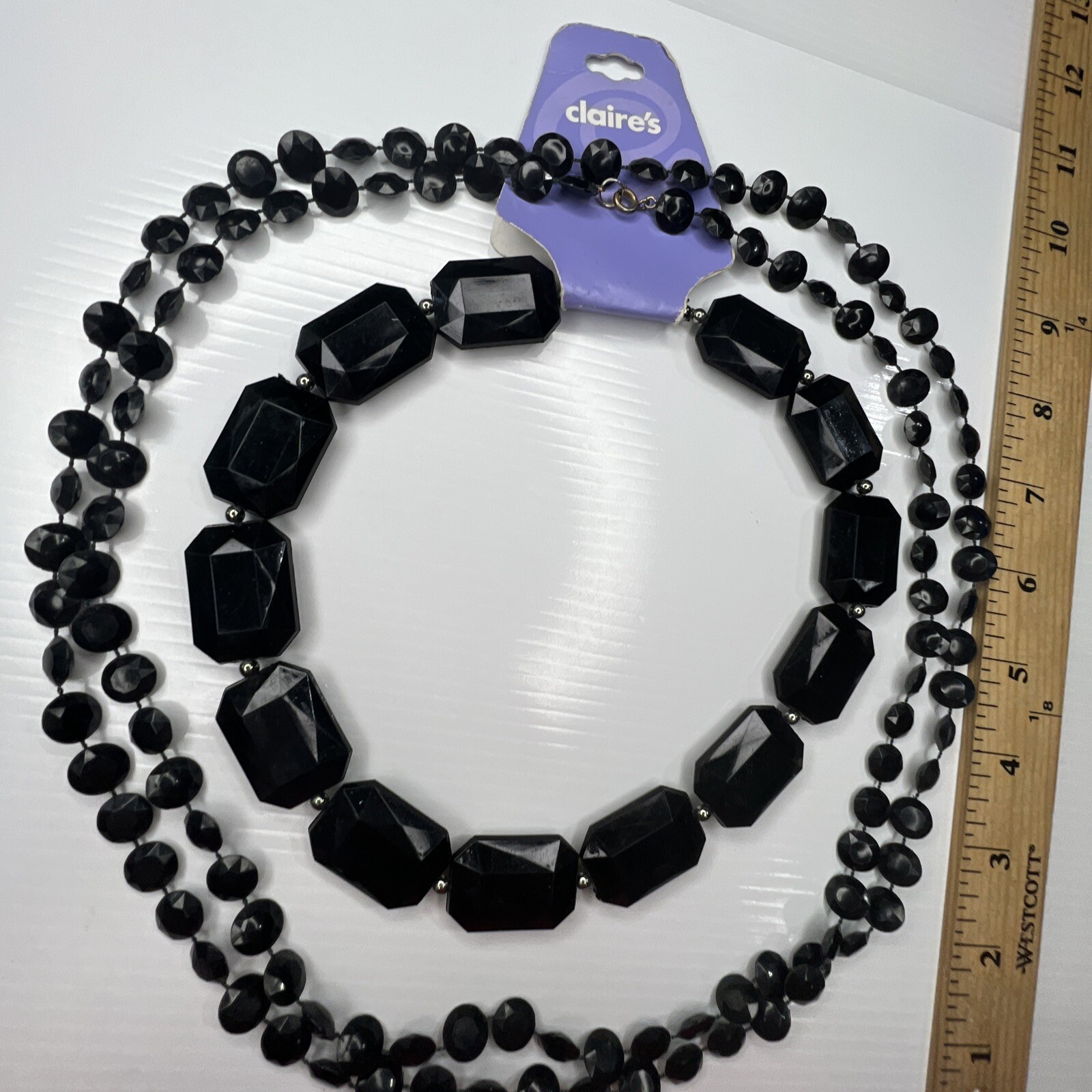 H1 Lot Dark Green Black Resin Lucite Beaded Jewel Shapes 70s Retro Necklaces