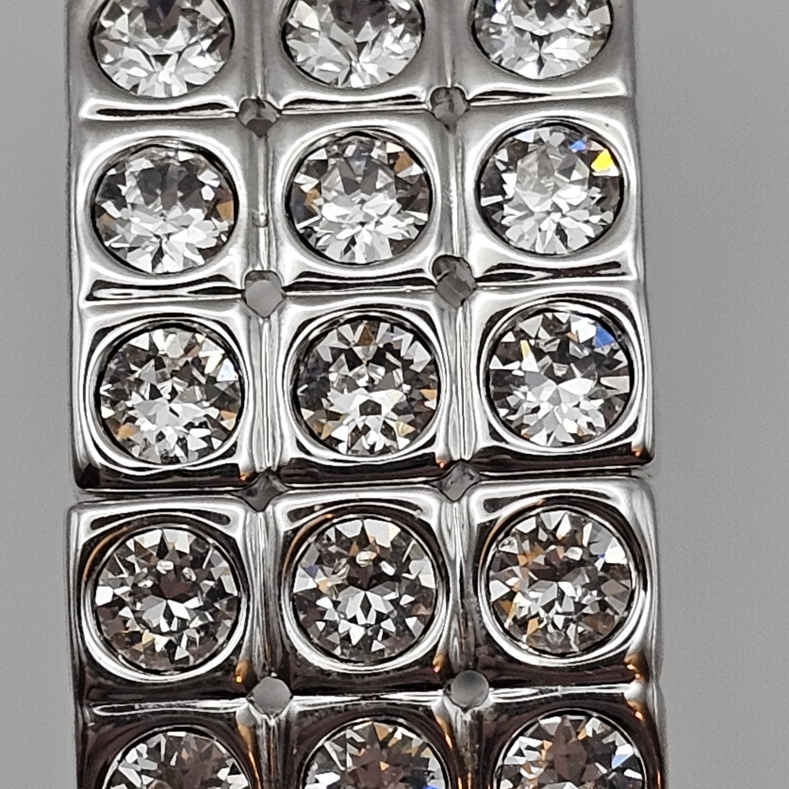 Vintage Brilliant Stretch Band Style Bracelet Silver Tone W/3 Rows Rhinestones