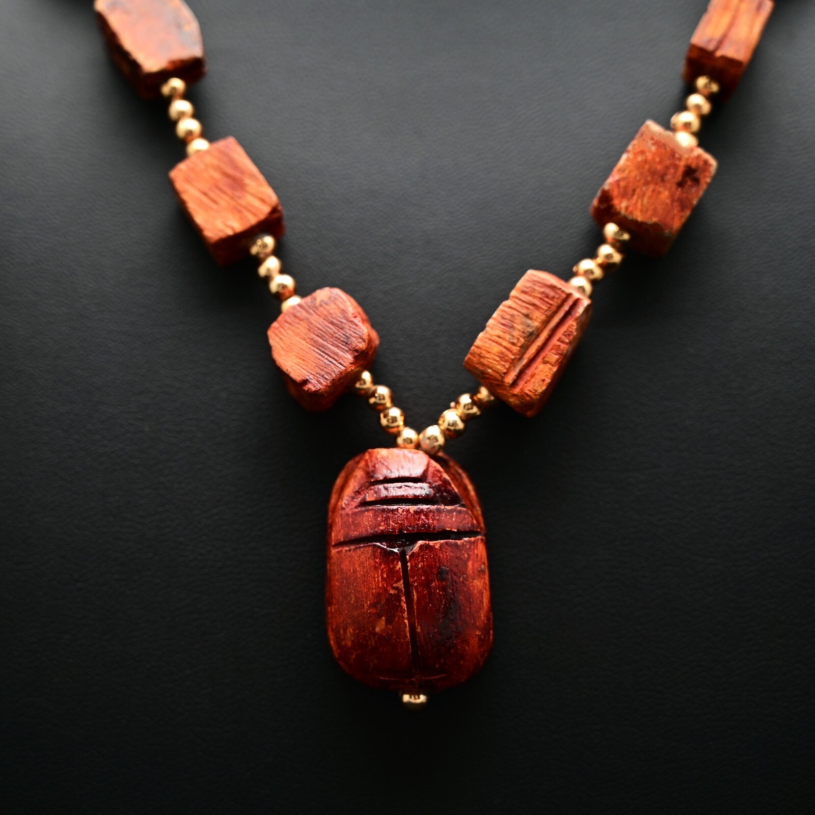 Vintage Original East India Red Agate Carnelian Gemstone Pendant Estate Necklace