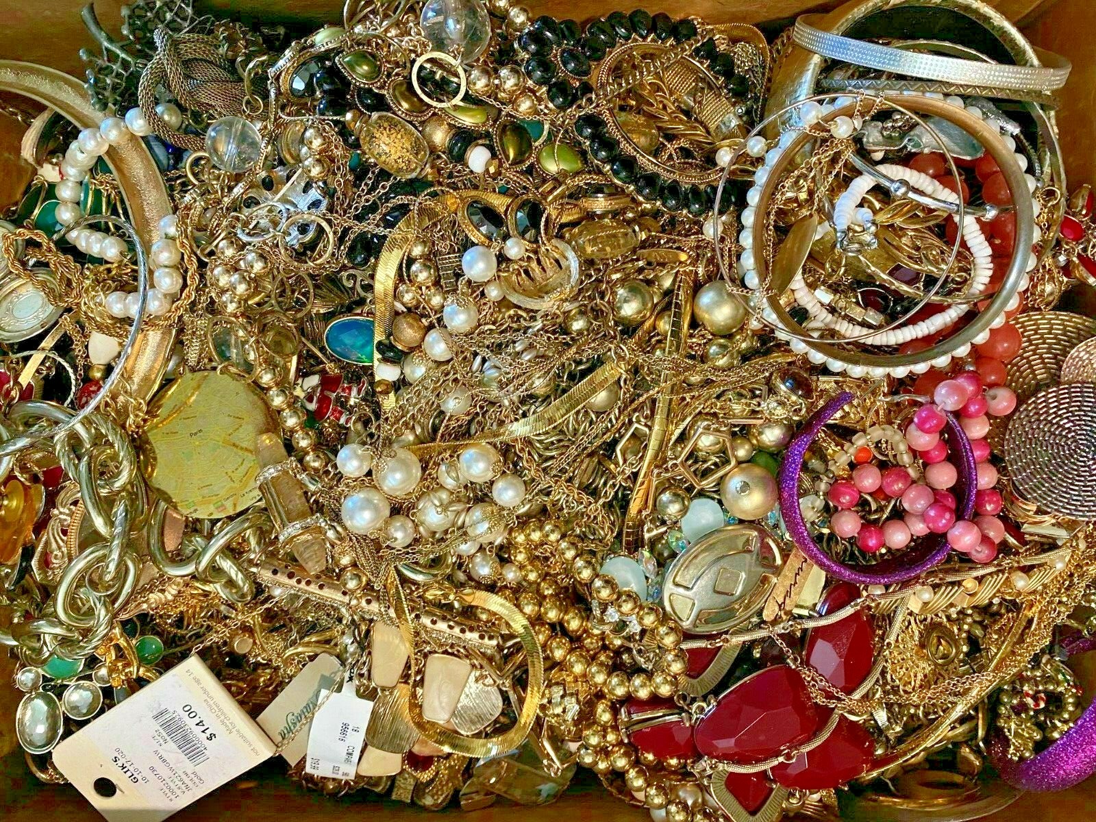 Jewelry Lot 7 Lbs Pounds Unsearched Junk & Wear Vintage & Mod Tangles Treasure