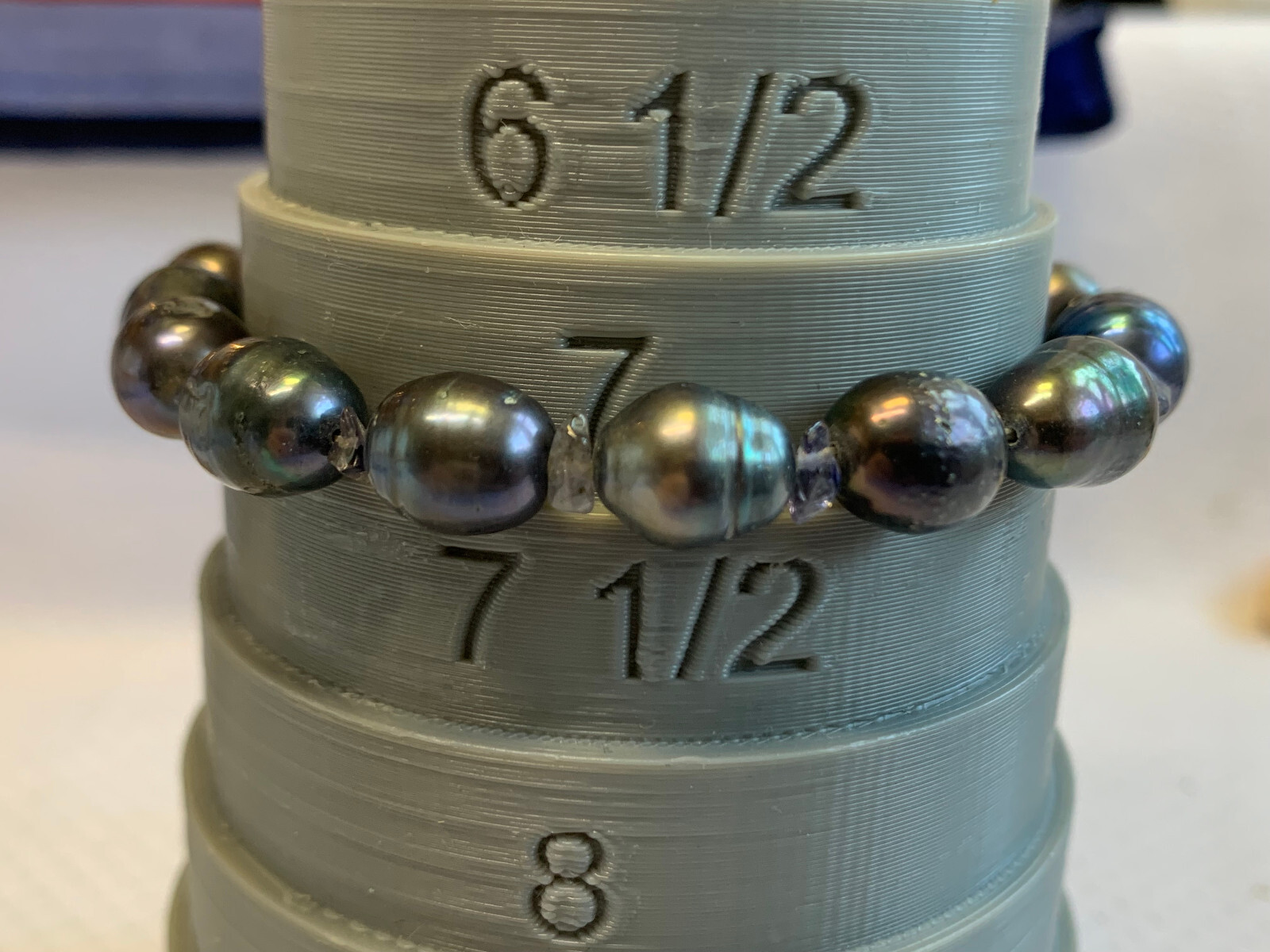 Vtg Pearl Jewelry Lot 19″ Necklace & Bracelets Multicolor AIL Aluma USA Inc