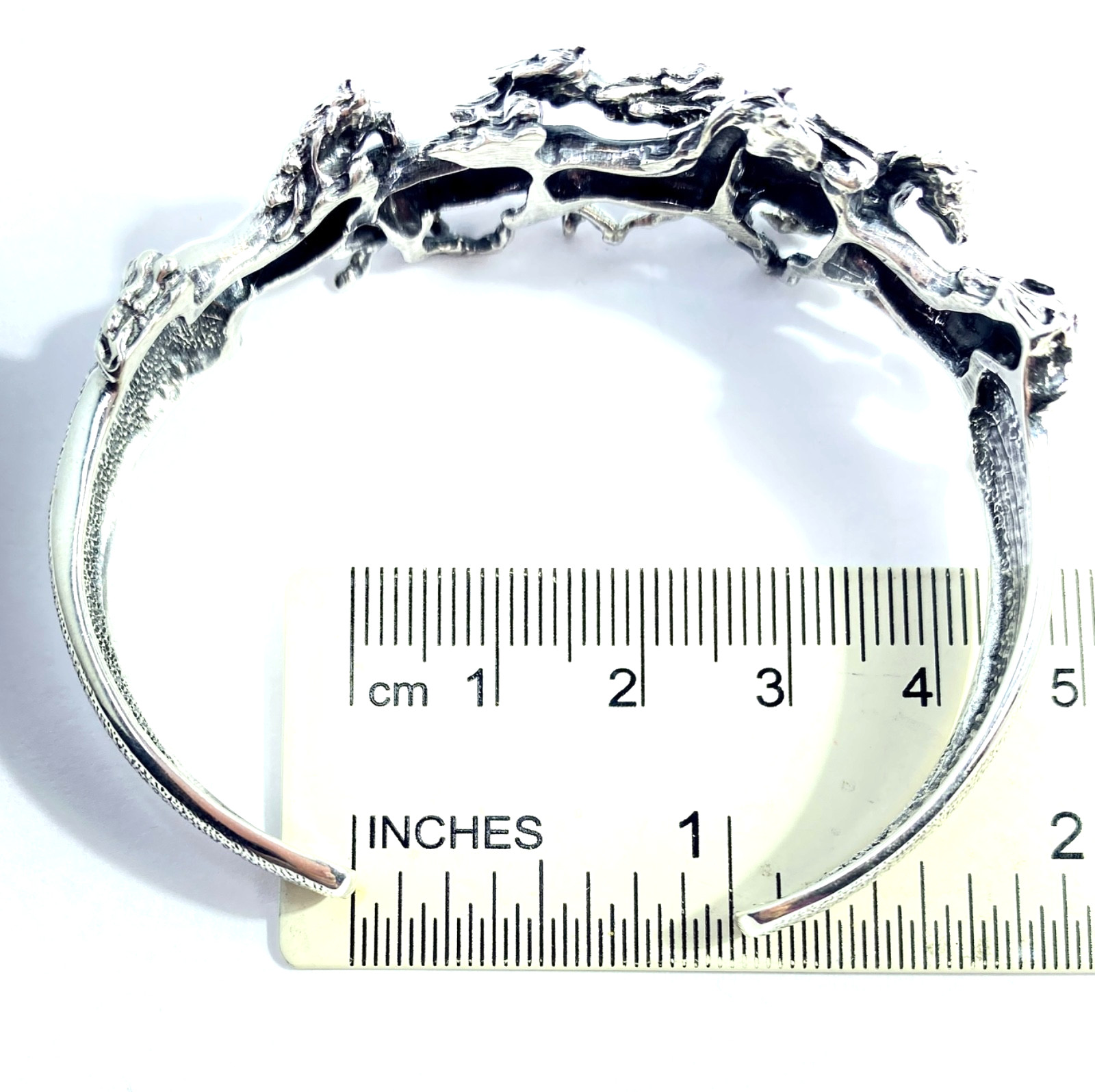 Vintage Sterling Silver 3D Galloping Horses Textured Cuff Bracelet 2 3/8″