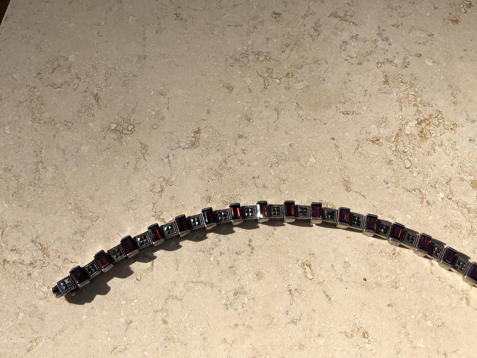 ❤️✨VINTAGE Sterling Silver EMERALD CUT GARNET & MARCASITE ESTATE Tennis Bracelet
