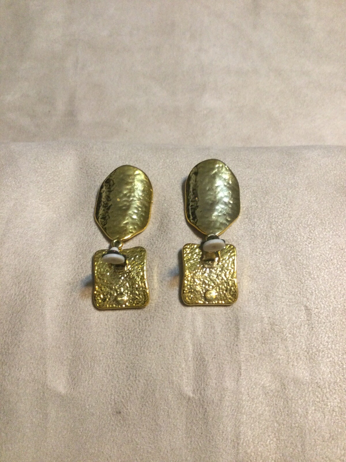 Clip Square Oval Dangle Gold Tone Earrings Very Light Weight