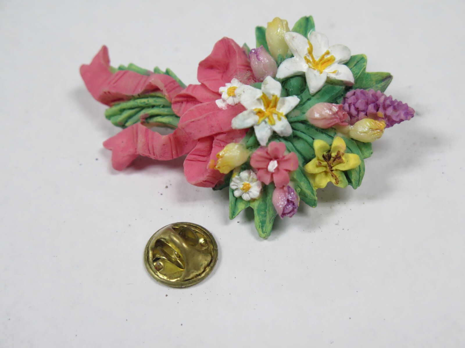Vintage Estate Store Jewelry – Bouquet Brooch Pin – Pink White Yellow Flowers