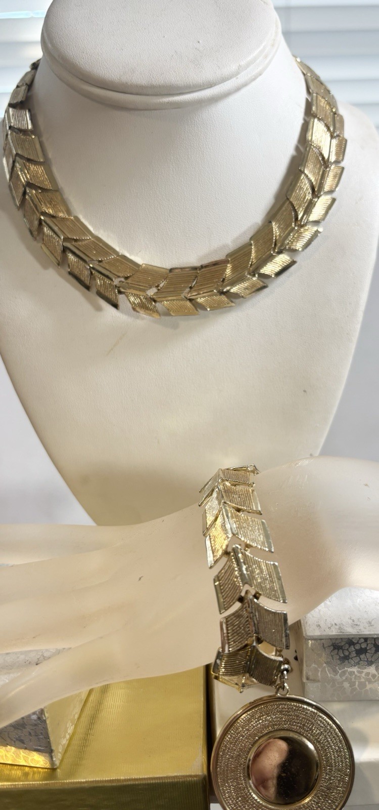 Vintage Coro Silver Tone Necklace Bracelet Set 18” 7 1/2” 3/4” Wide