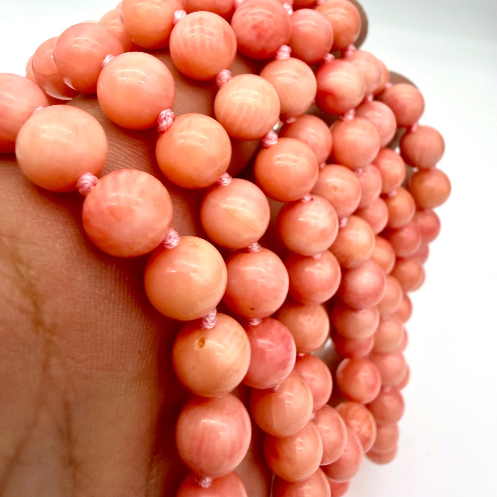 Vintage 56″ Genuine Angel Skin Coral Necklace Hand Knotted 8.5mm Beads 124g