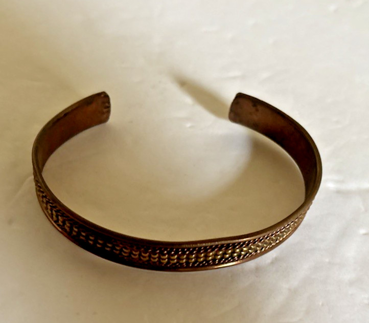 Vintage Metal COPPER South Western Cuff Bracelet 3″ Round