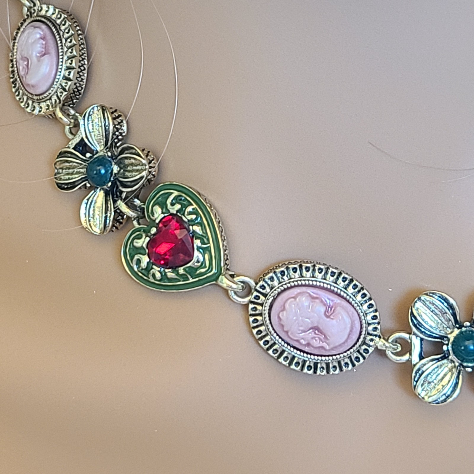 Romantic Victorian Style Enamel Red Rhinestone Heart Pink Faux Cameo Choker 17.5