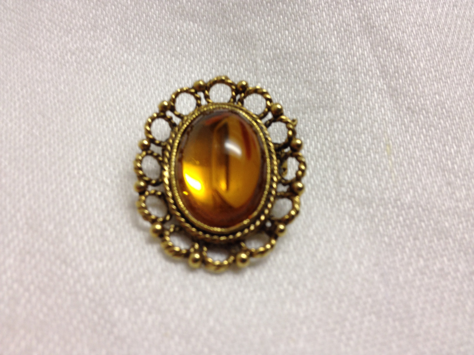 Vintage Tacoa Oval Amber Gemstone Pin