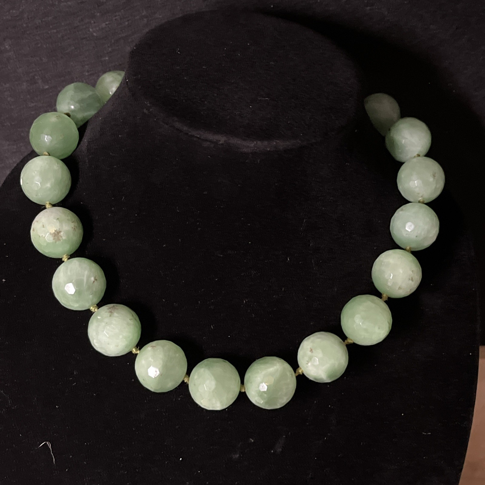 Vintage Estate Large Green Chrysoprase Beaded Necklace Bracelet Earrings Set