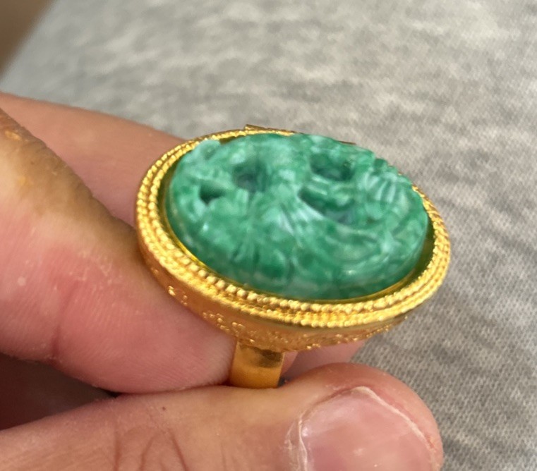 1971 Avon Bird of Paradise Faux Jade Perfume Glacé Locket Adjus Ring 4.5-5.5