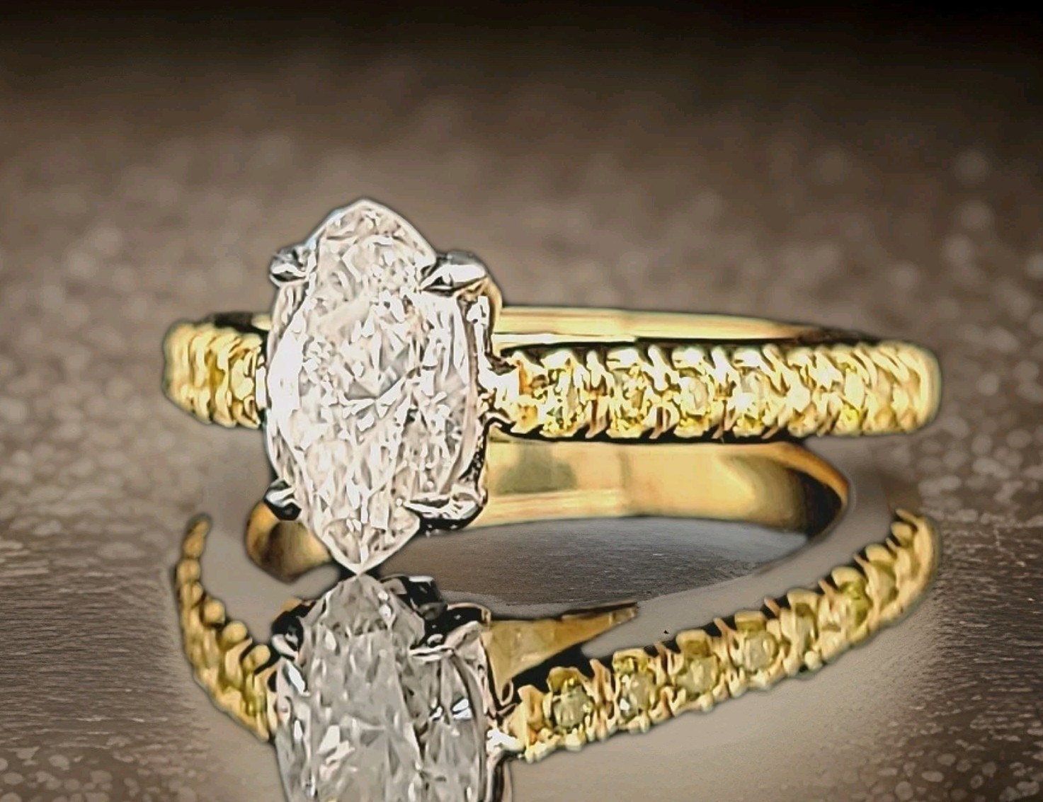 18k yellow gold 1.05ct. natural marquise Diamond Engagement ring