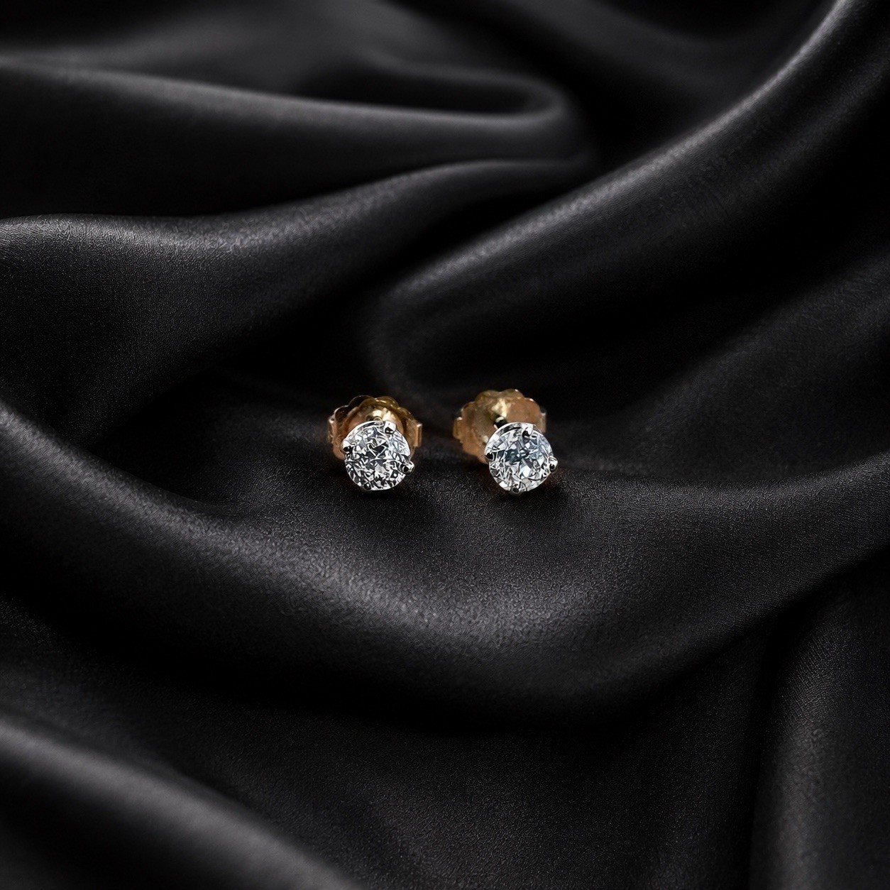 Vintage Estate Old European Cut Natural Diamond Stud Earrings in 14k White Gold