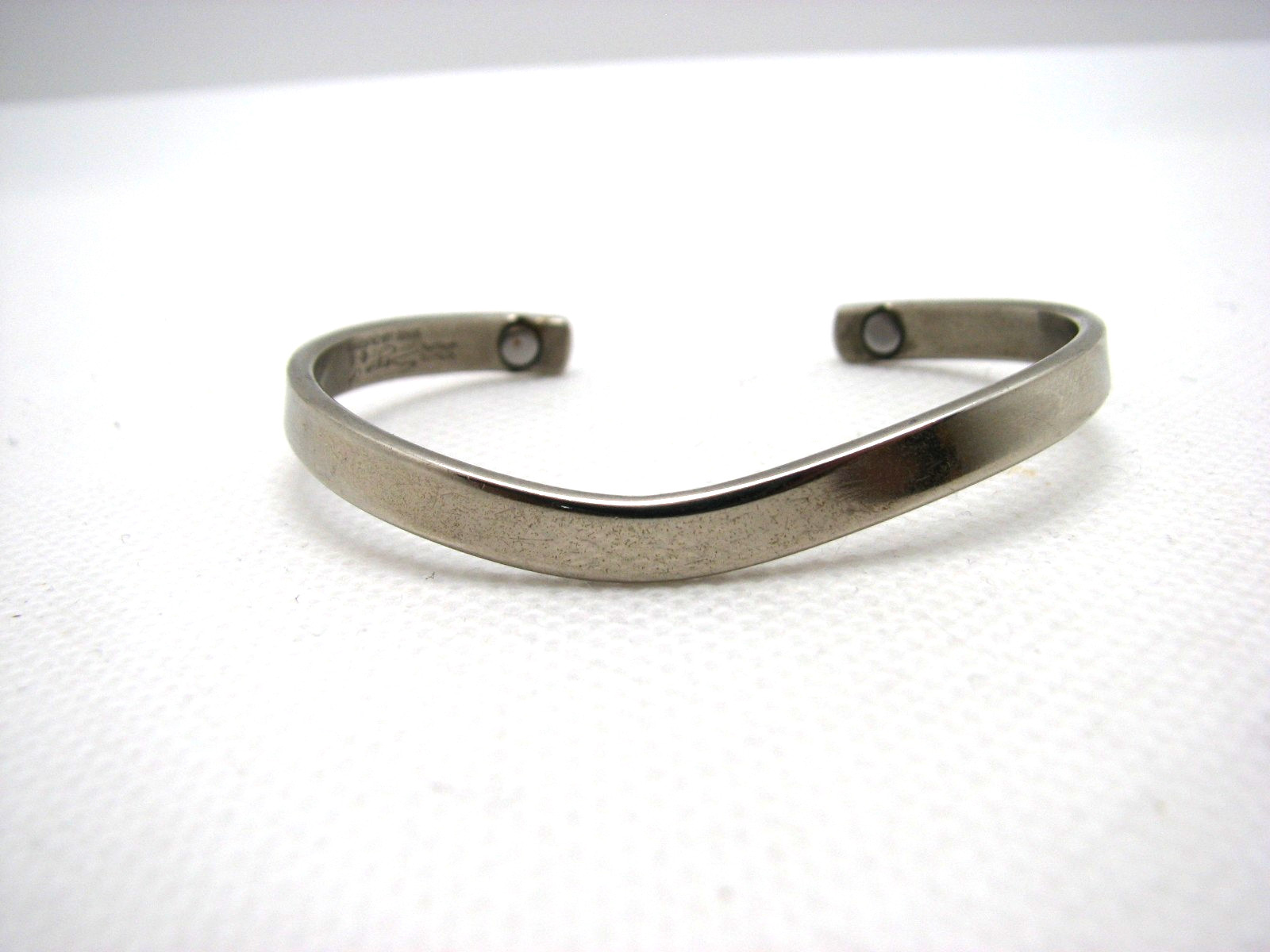 Vintage Sergio Lub Magnetic Bracelet Silver Tone Wave Design Size Small
