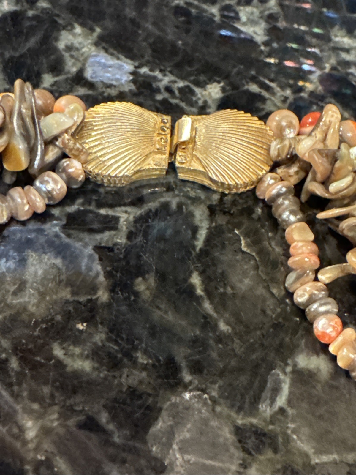 Vtg HELGA WAGNER 4 Strand Polished Shell Fall Bronze Gold Seashell 17″ Necklace