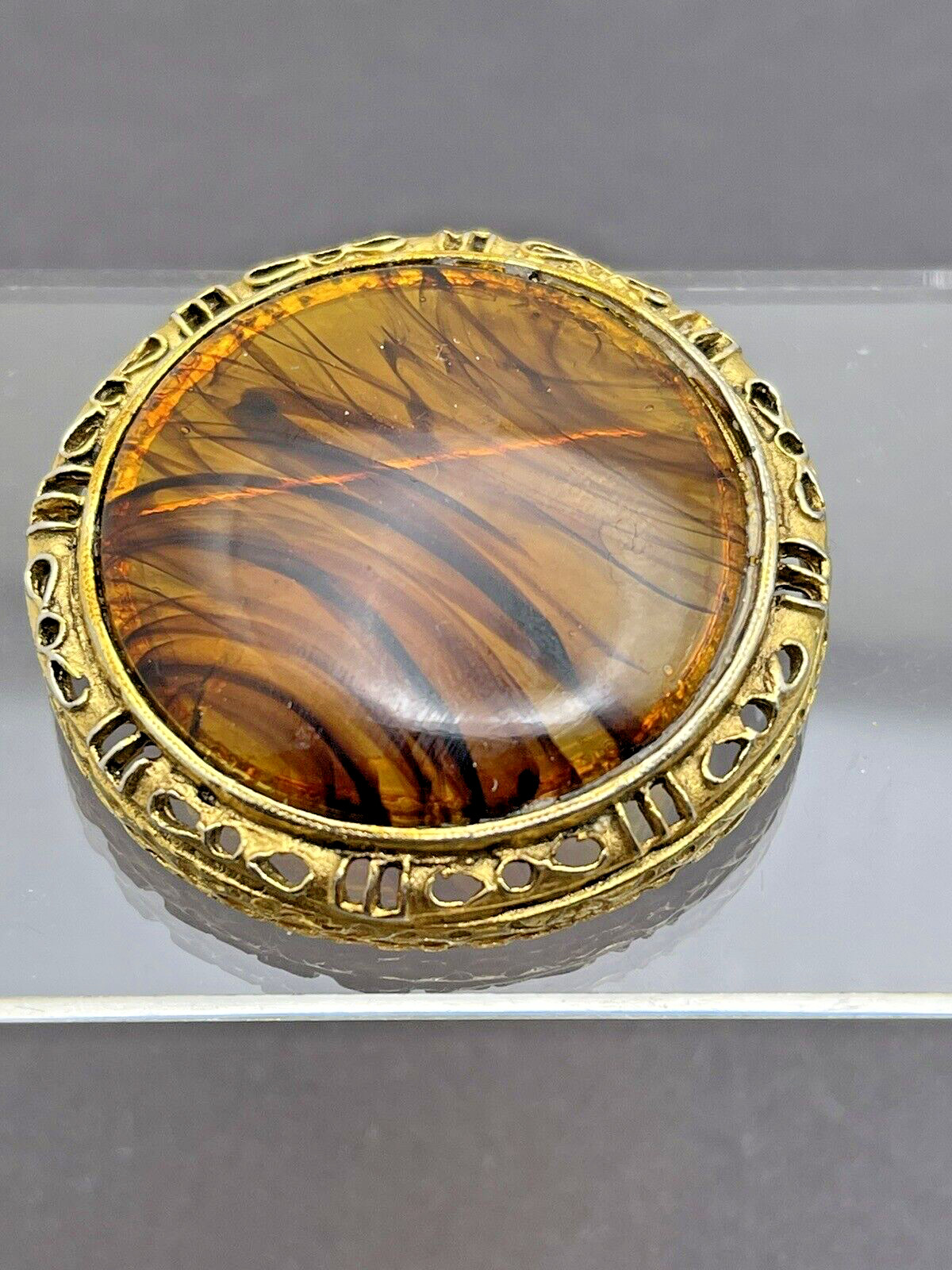 Vintage Gold Metal & Faux Lucite Tortoise Shell Round Pin Brooch