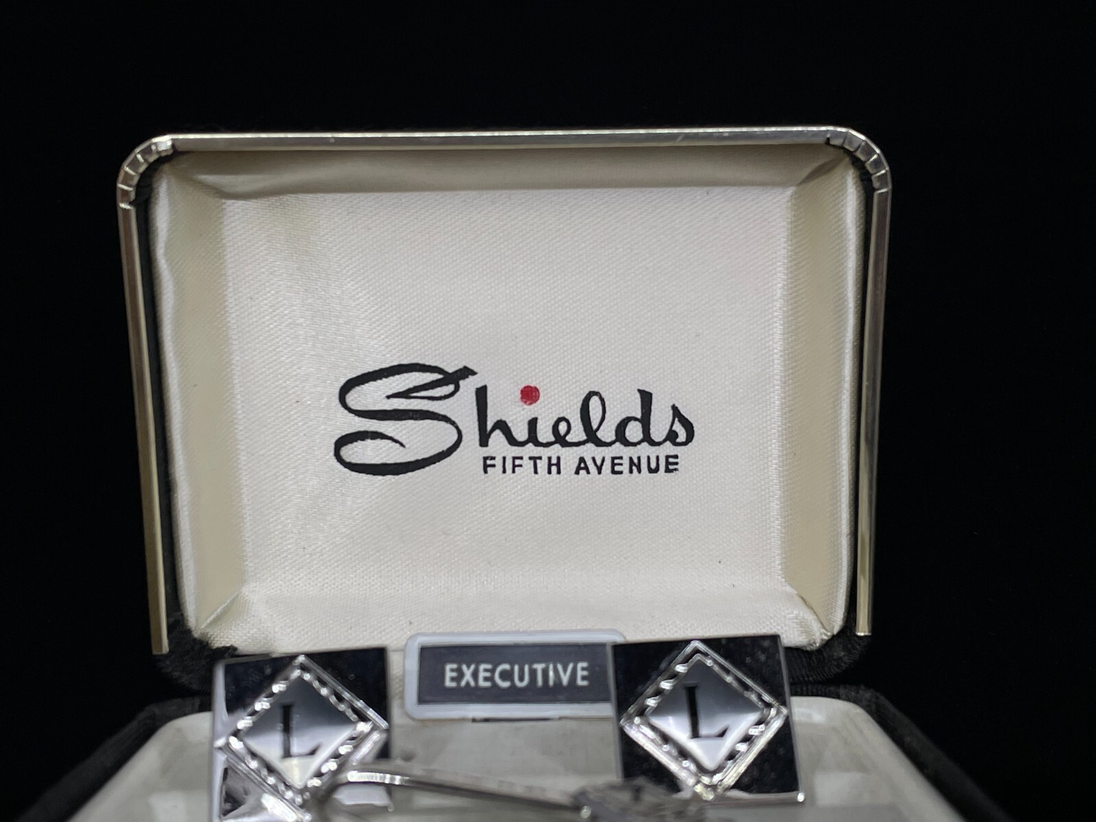 NOS Shields Fifth Avenue Executive Silver “L” Monogram Cuff Links & Tie Clip Set