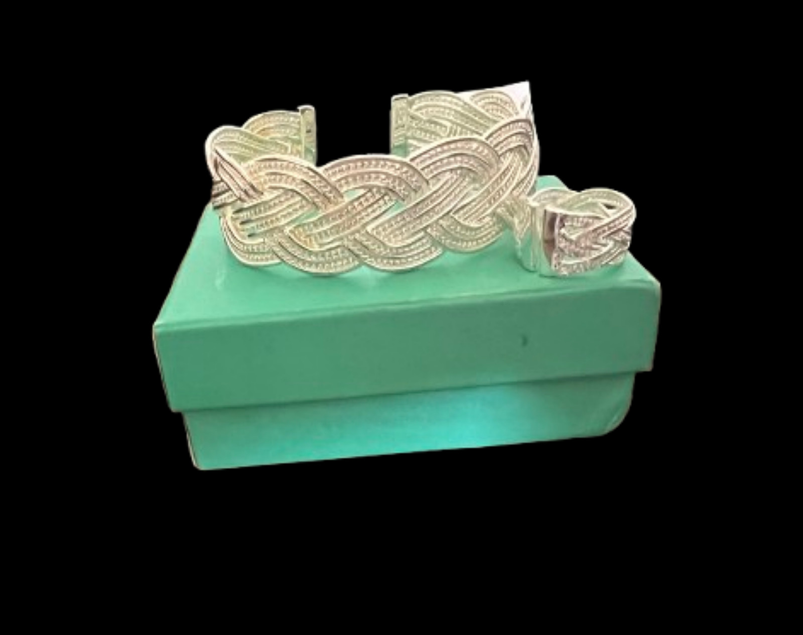 Fine 925 Sterling Silver Taxco bracelet and ring Set