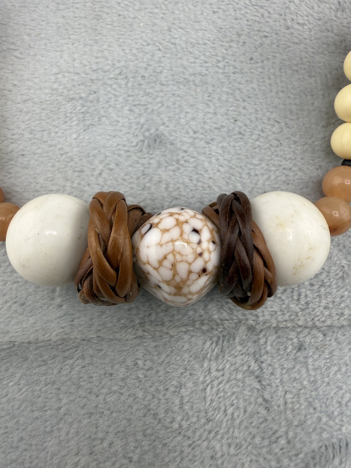 Vintage Kenneth Lane Necklace Beaded Brown White Shell 32″ Signed
