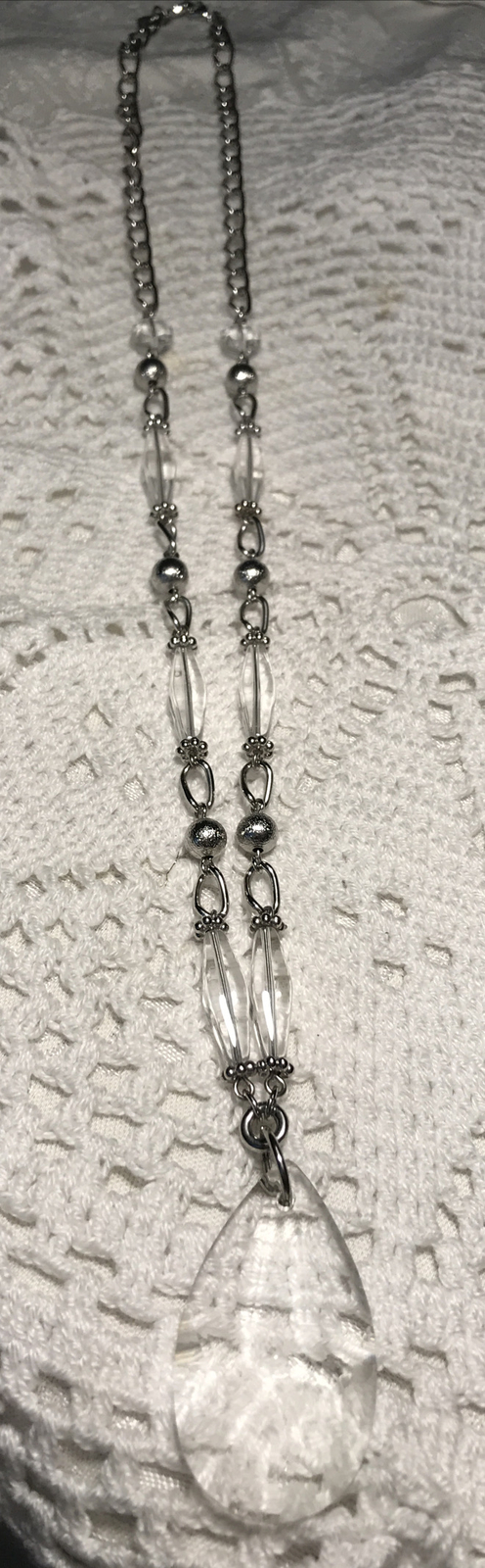 Lia Sophia Crystal Tear Drop pendant necklace 30” Silver tone Chain