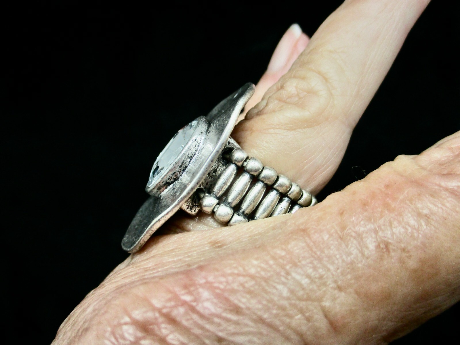 Vintage Silver Tone Contemporary Silver Tone w/Large Rhinestone Stretch Band