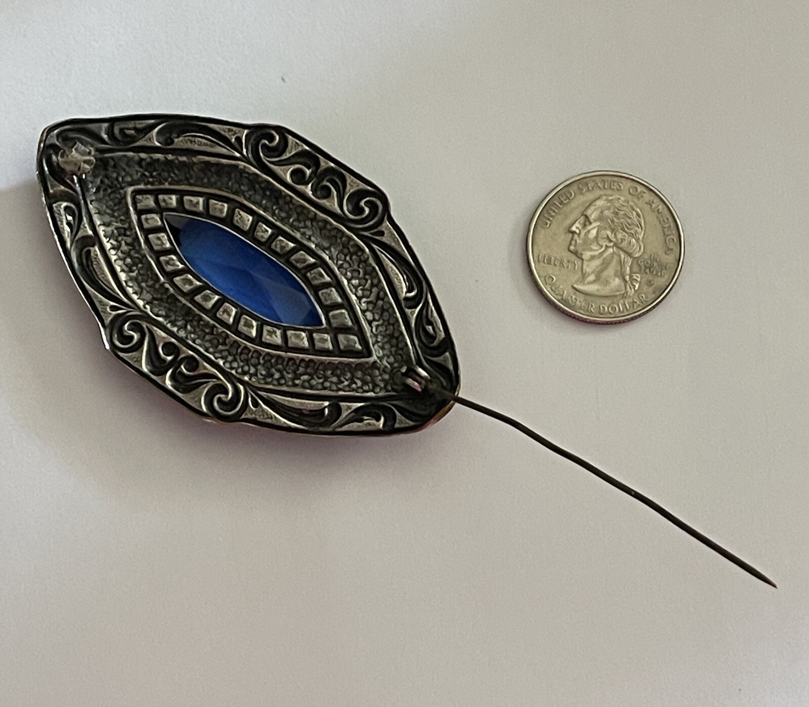 Art Nouveau Deco Lozenge Shape Blue Czech Glass Silvertone Filigree Brooch
