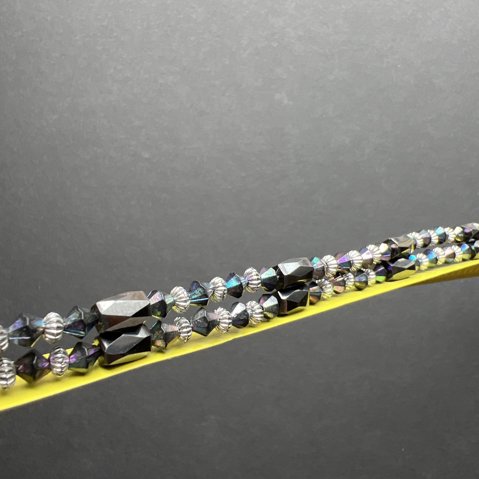 Iridescent Magnetite Wrap Bracelet Purple Blue Silver Tone Vintage Adjustable