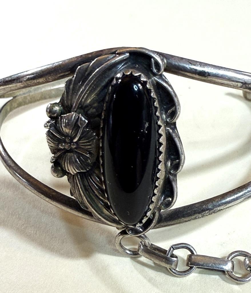 Sterling Silver Cuff Slave Bracelet – Ring Size 8 – Onyx Stone