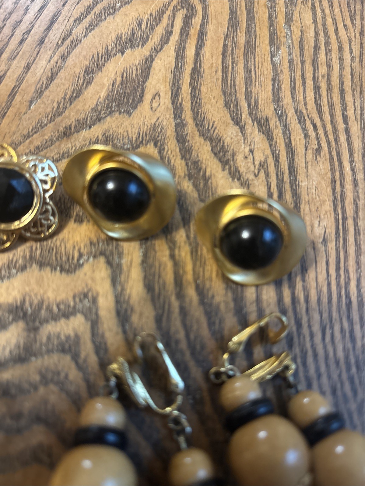 Vintage Earrings Lot 5 pairs Orange Black And Wood Gold Tone 3 Post 1 Clip On