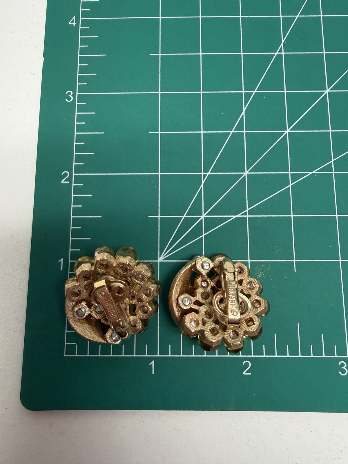 Vintage Crown Trifari Briolette Yellow Faceted Glass Clip On Earrings