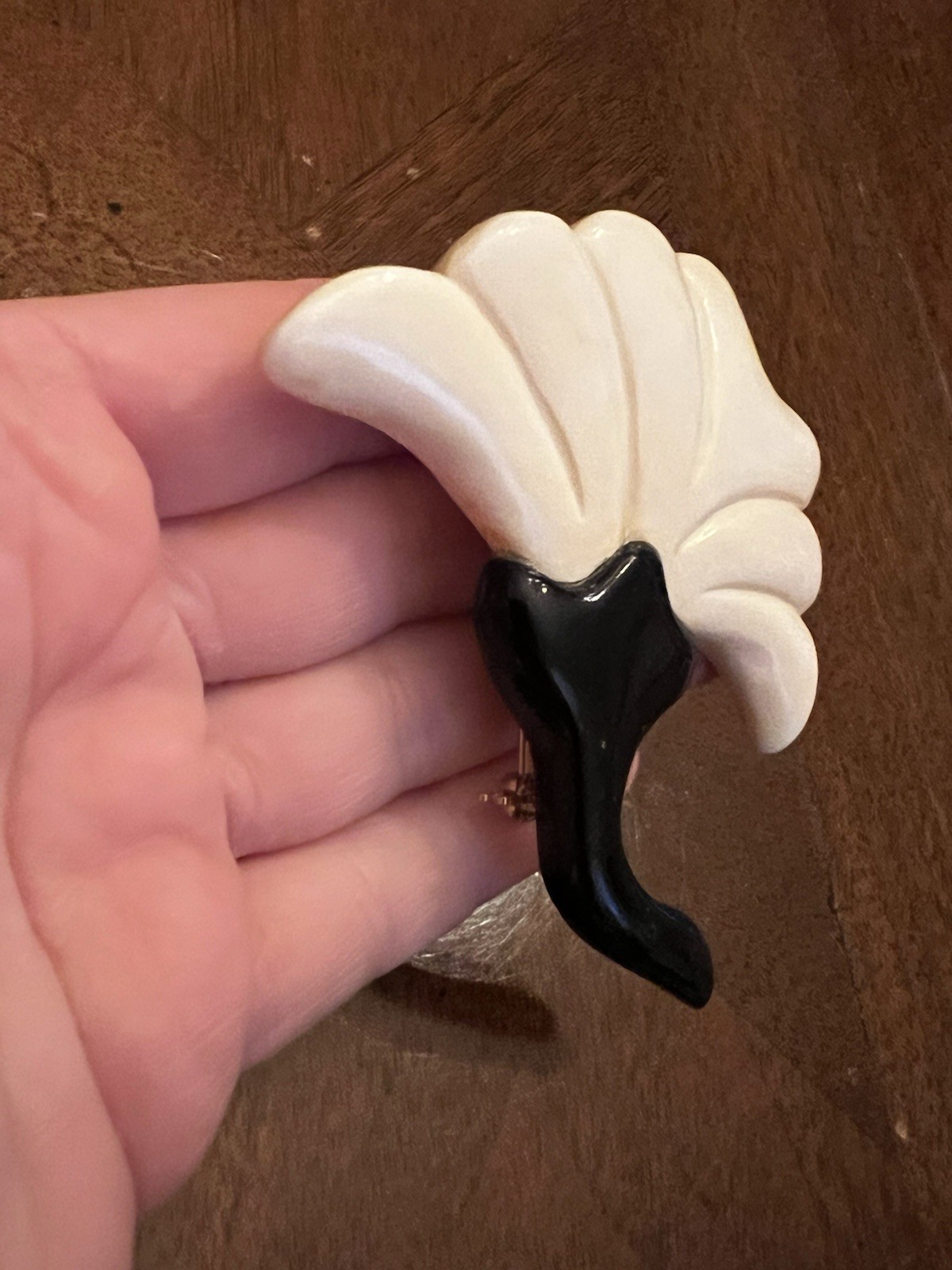 Vintage Art Deco 1930s/1940s Black & Off White Abstract Flower Brooch Unique!