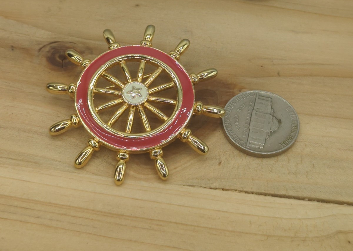 Vintage Danecraft Red Enameled Metal Nautical Ship Wheel Brooch Pin 2”