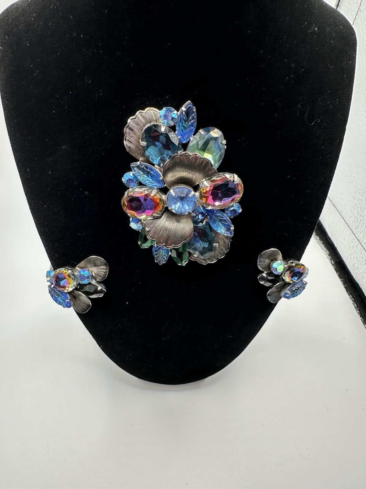 DeLizza And Elster (Juliana) Silver Tone Brooch And Clip On Earrings