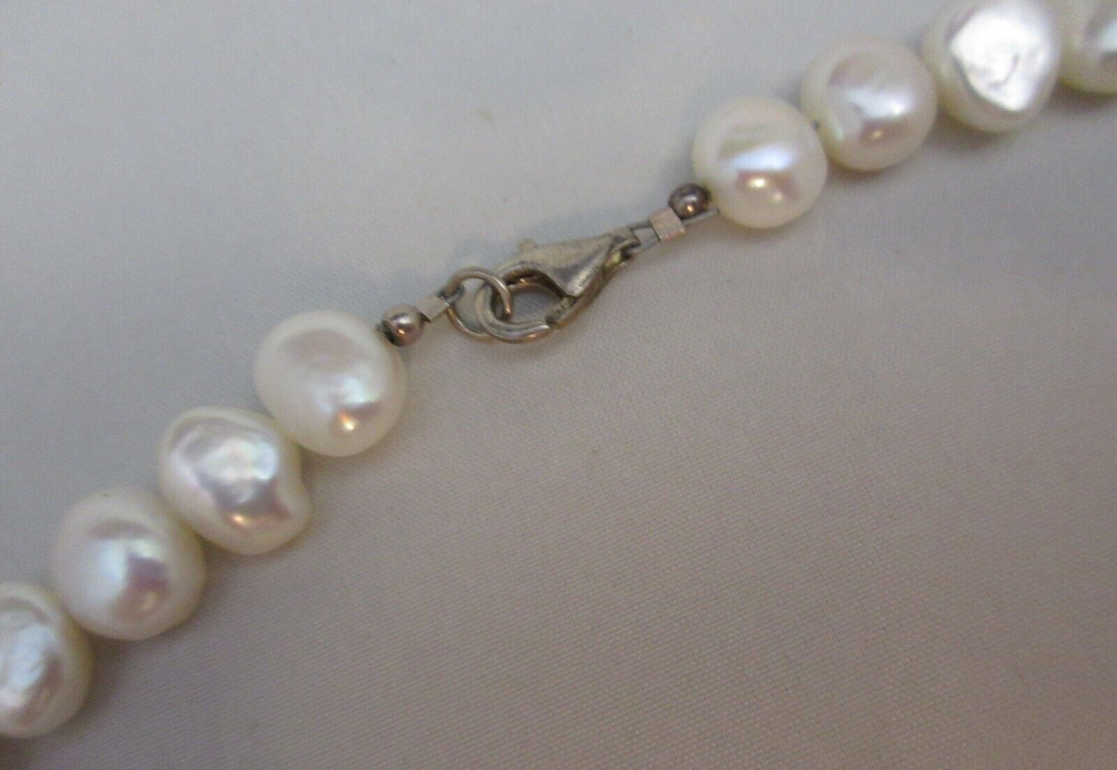 Vintage Natural Pearl Necklace 925 Marked Sterling Silver Lobster Claw Clasp 17″