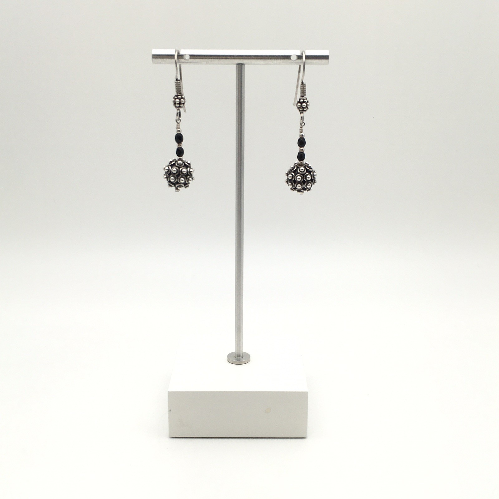 Vintage Sterling Silver Bali Style Ball Dangle Earrings Marked 925 8.3g #05
