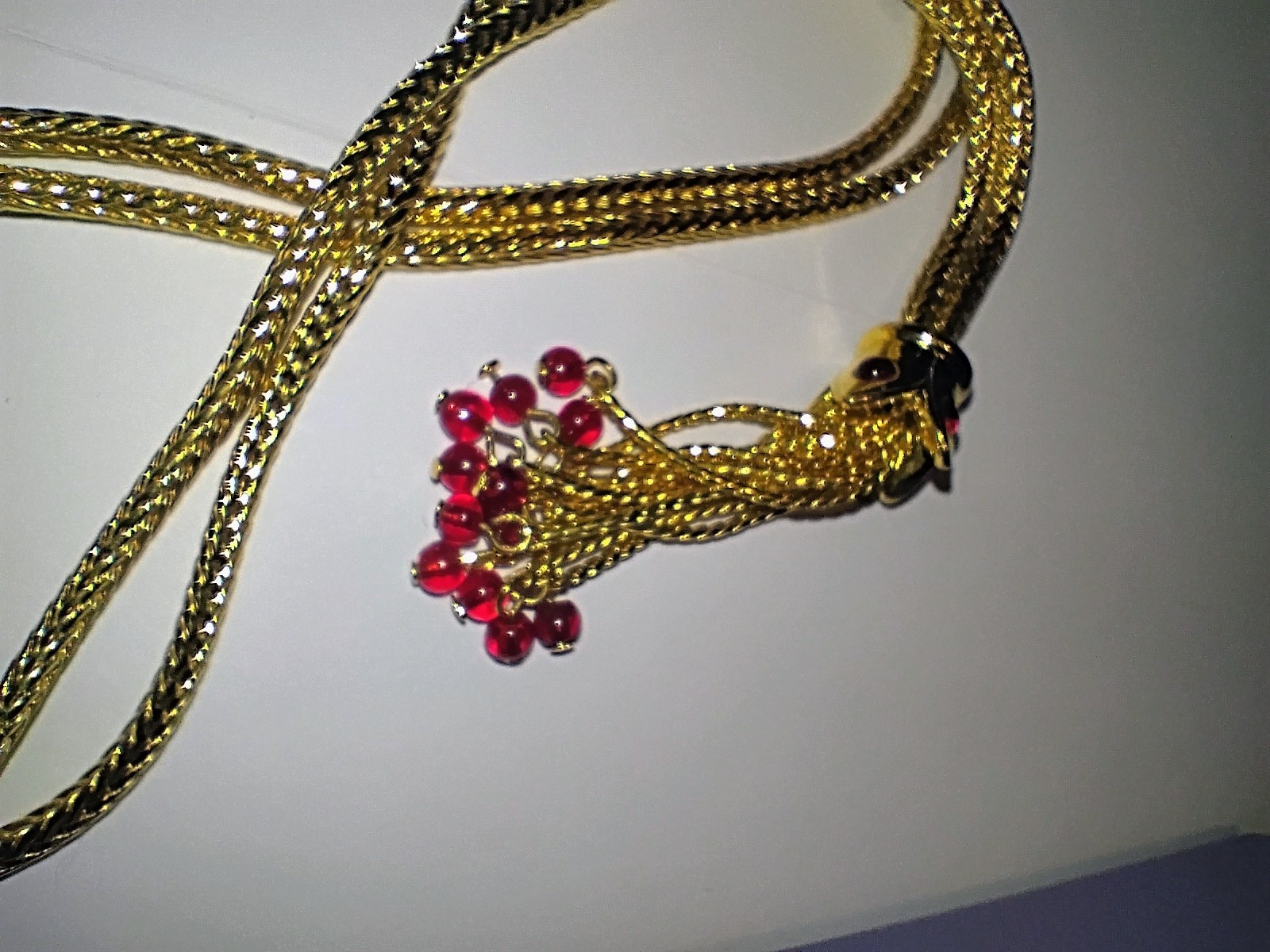 Elizabeth Taylor Shah Jahan Taj Mahal Heart Necklace Avon Margot Robbie