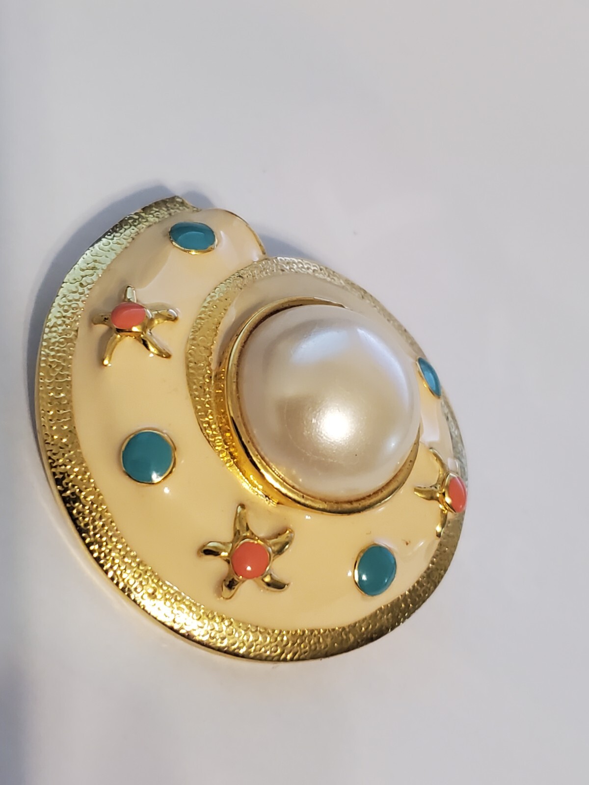Designer Style unsigned Sea Shell Nautilus Metal Enamel 1 7/8″