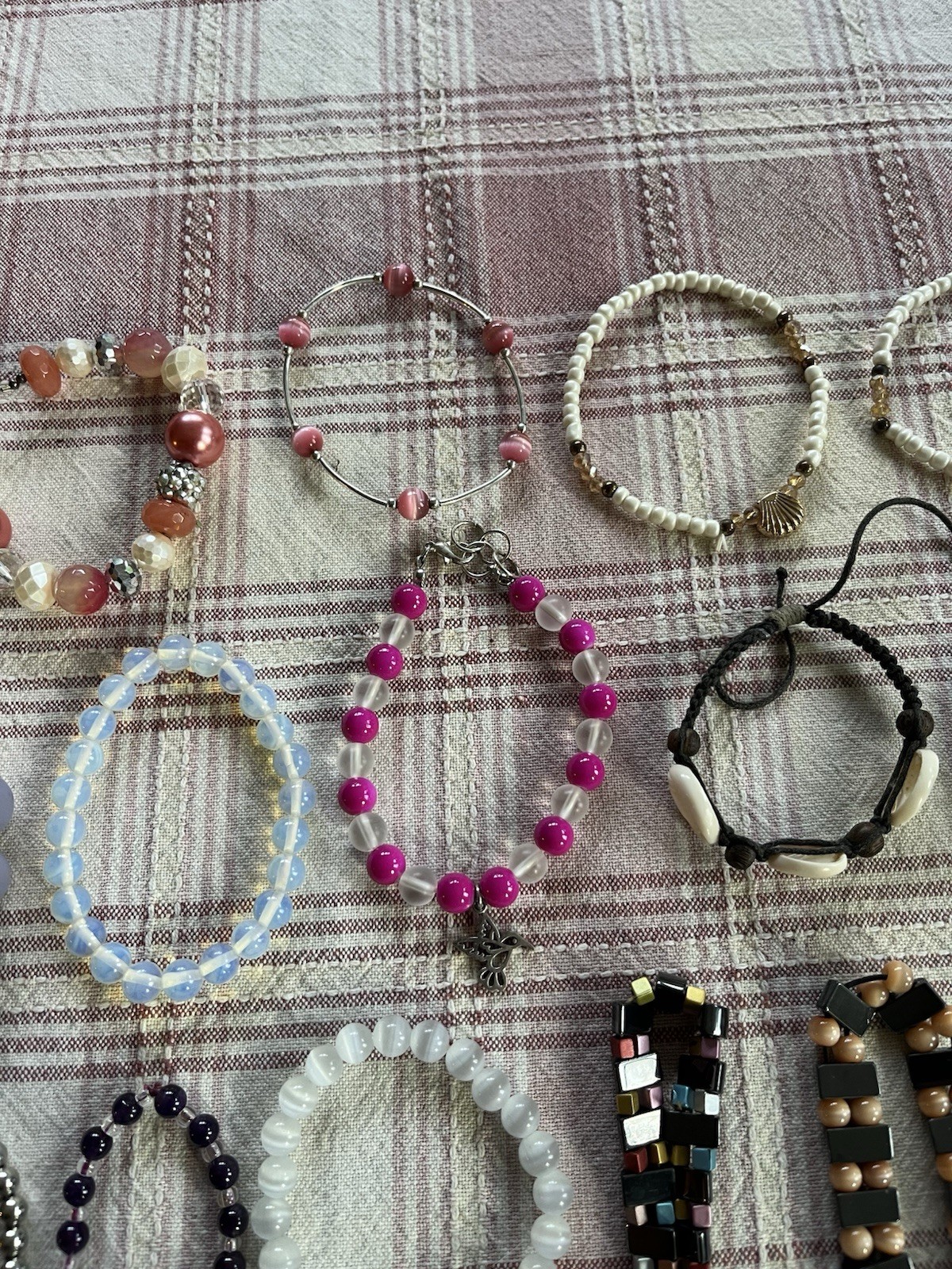 Lot Of 36 Beaded Bracelets Jewelry Stretch Colorful Beach