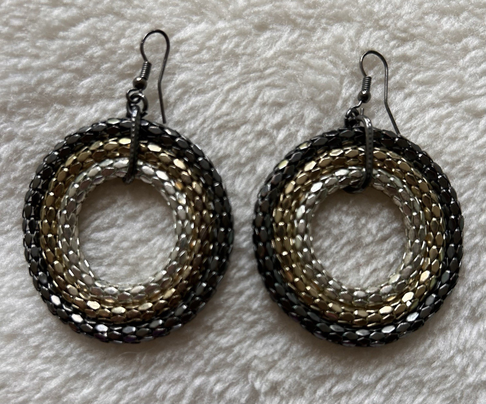 70s Metallic 3 Circle Dangle Statement Earrings- Light/Dark Silver & Gold~ 1-3/4