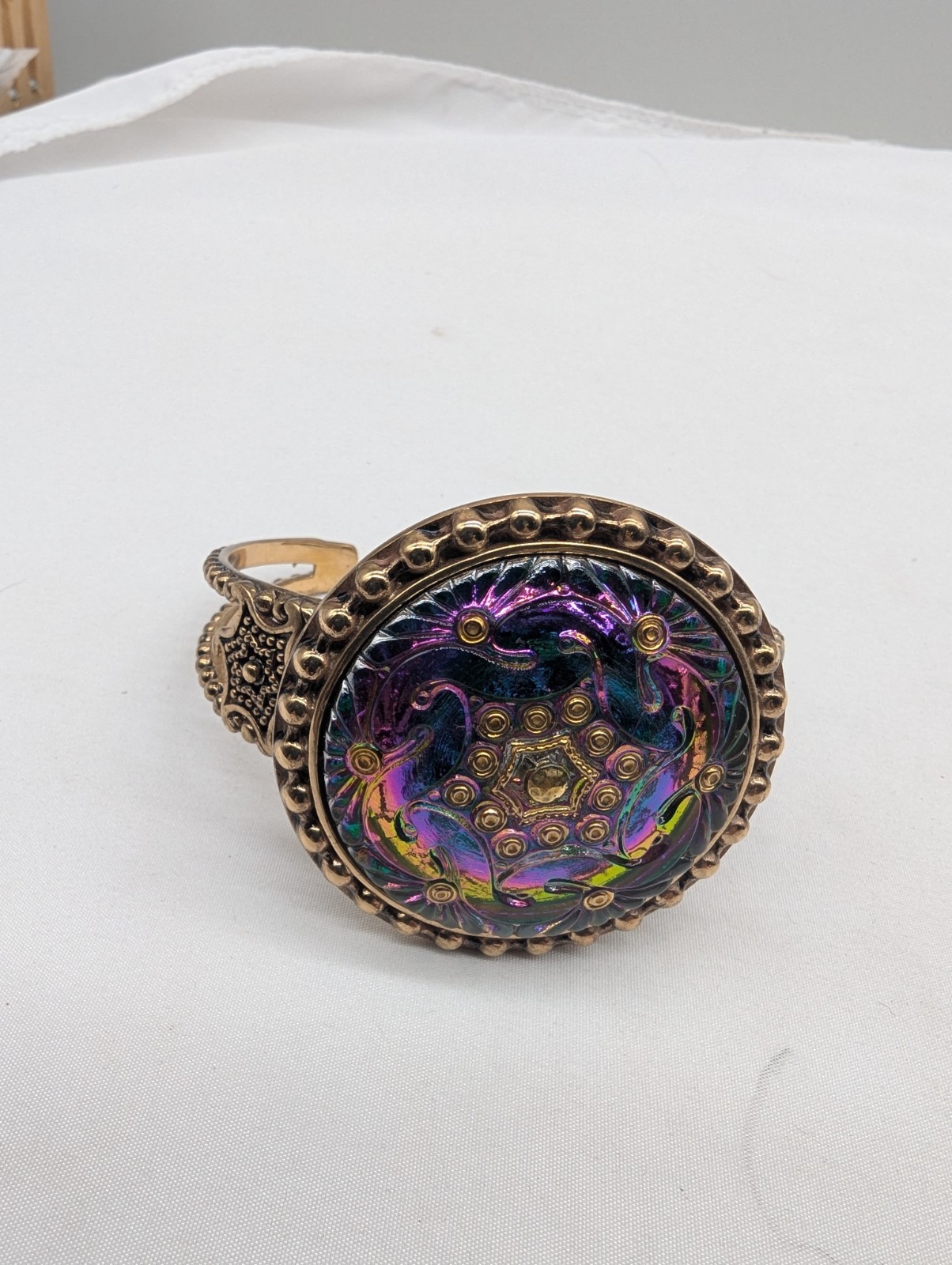 Huge Amy Kahn Russell Bronze Iridescent Art Glass Cuff Bracelet Sz 7.5