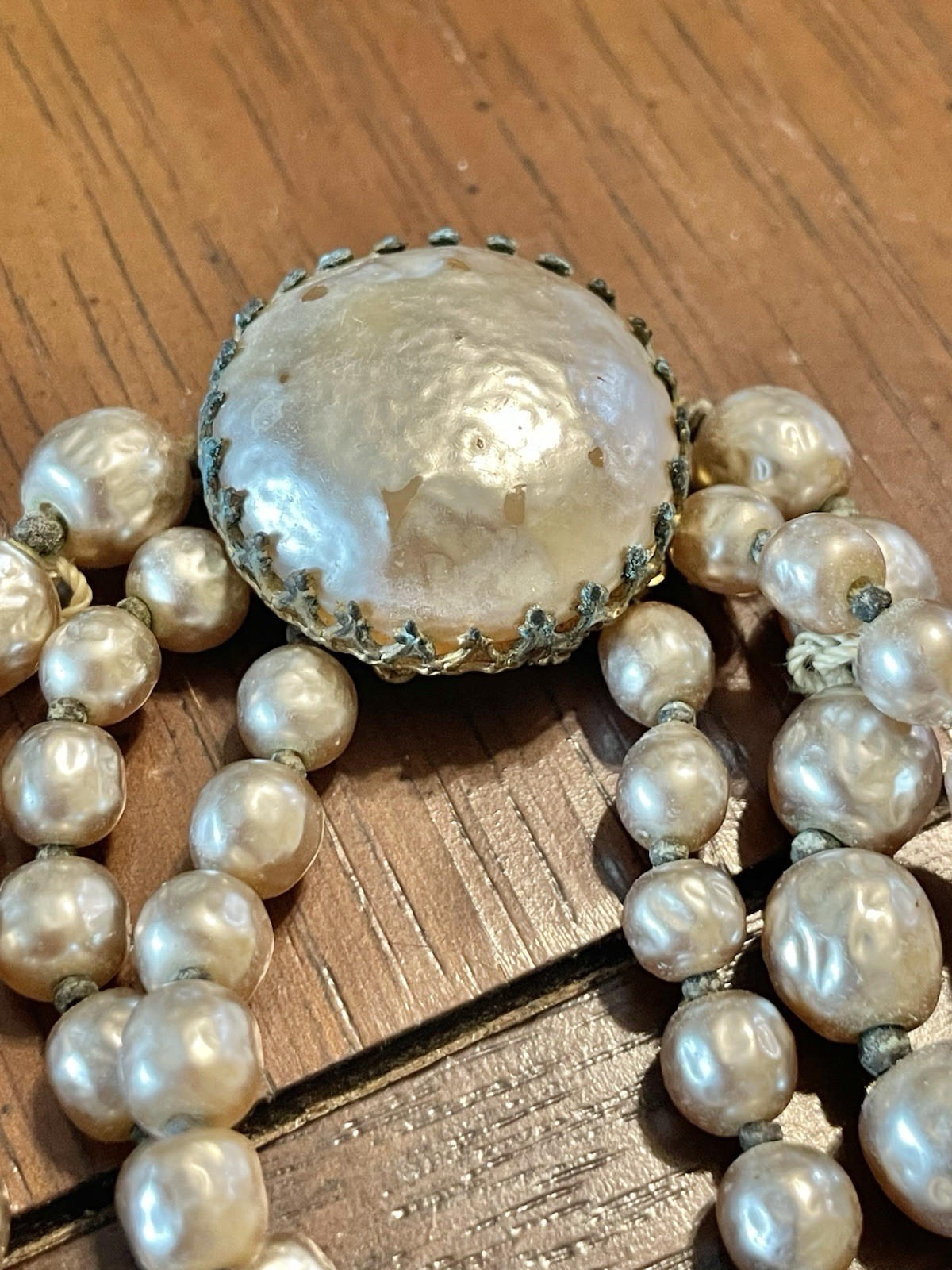 MIRIAM HASKELL Vtg Faux Baroque Graduated 2 str Gray Pearl Necklace & Bracelet