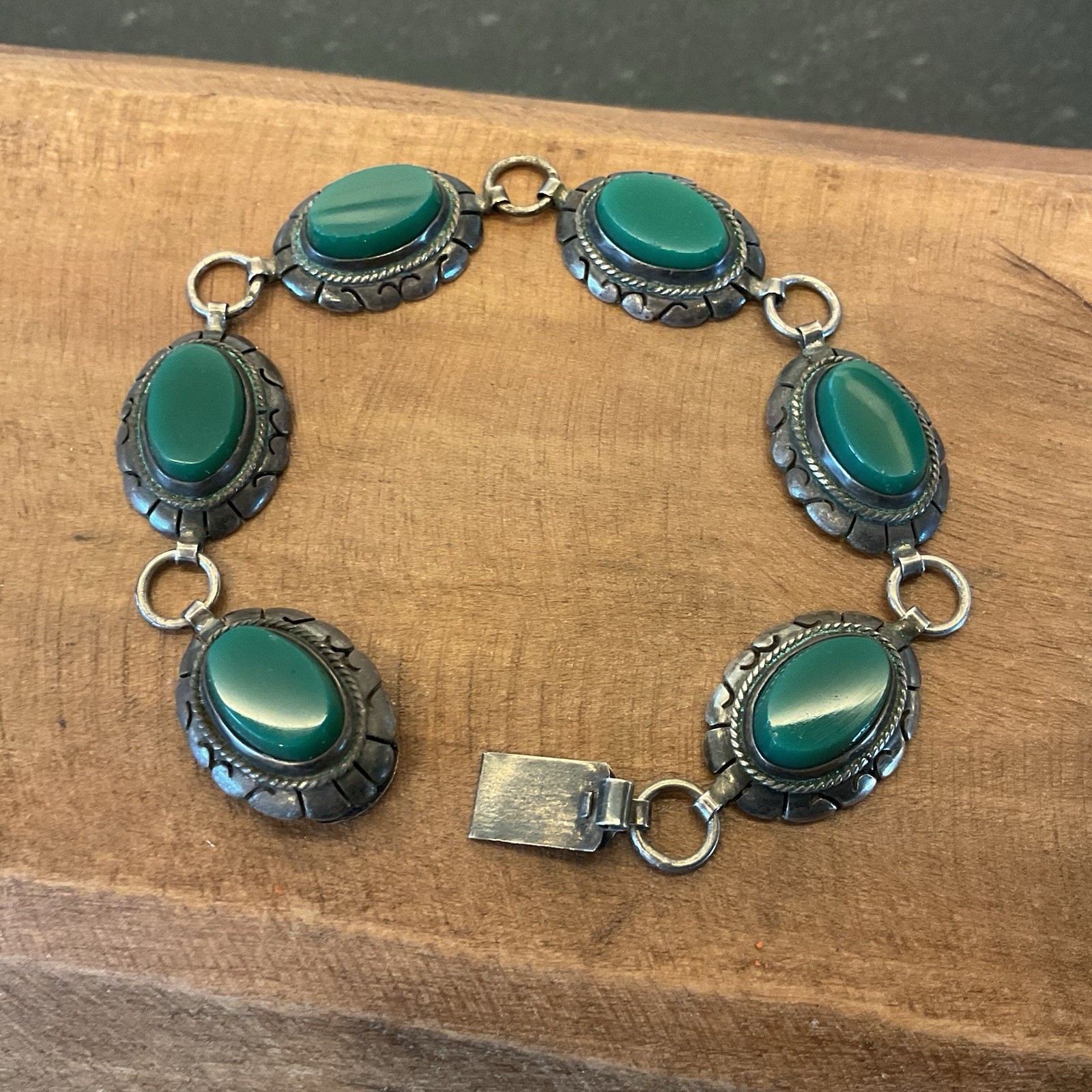 Vintage Mexican Sterling Silver With Green Onyx Stamped “Hecho En Mex”