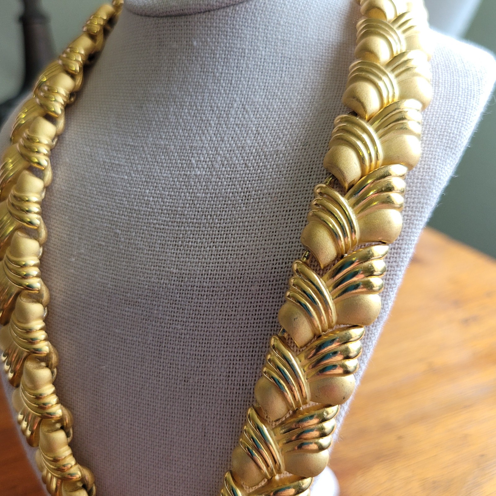 1980s NOS Napier Chunky Gold Tone Sculptural Statement Necklace