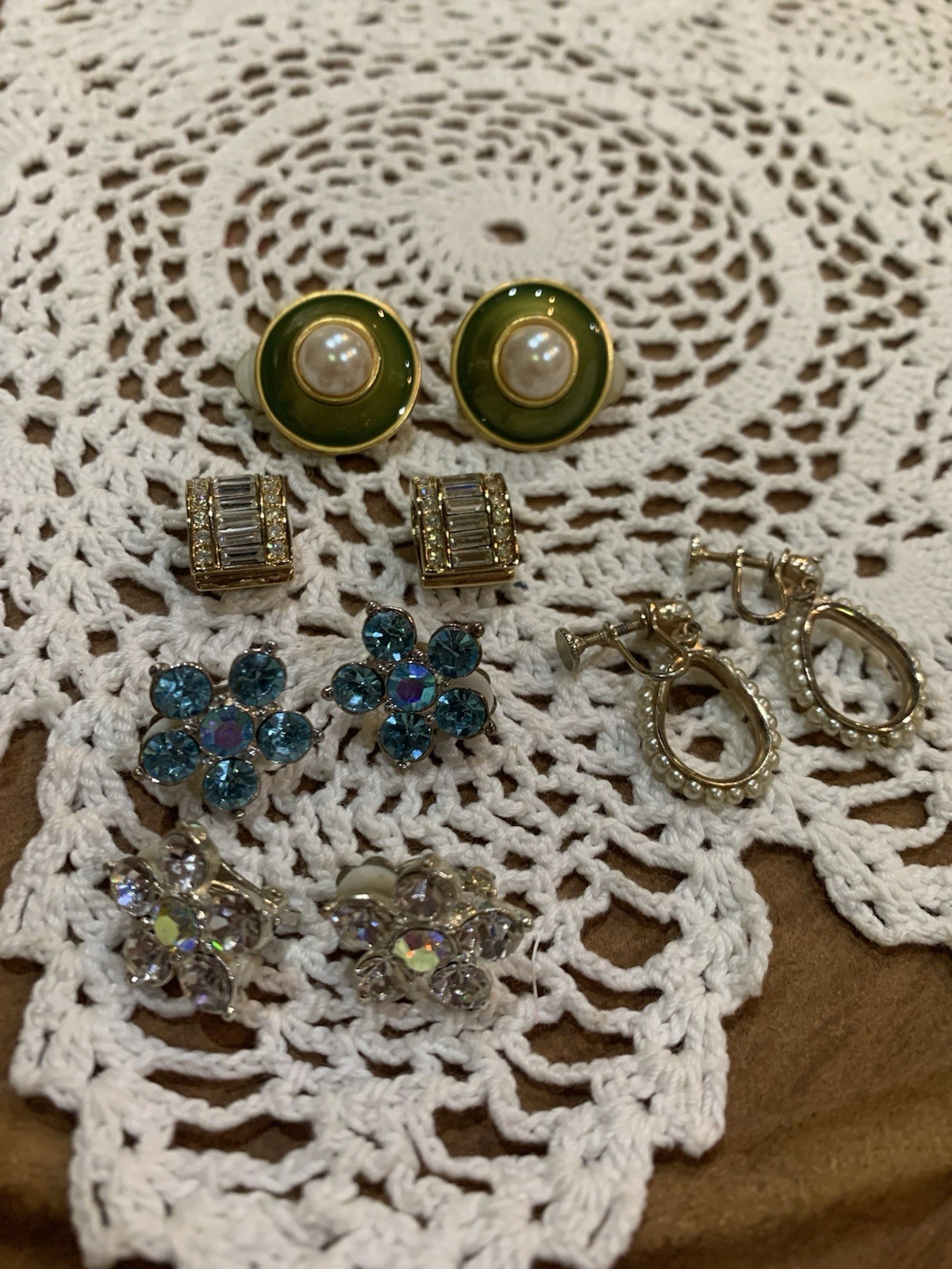 Vintage Jewelry. Earrings, Hat Pins, Cuff Links, Tie Clips, And Bracelets