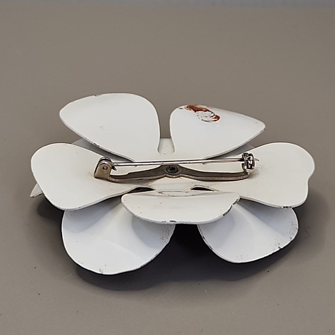 Vintage Enamel Flower Brooch White Black Vines Round 2.75″