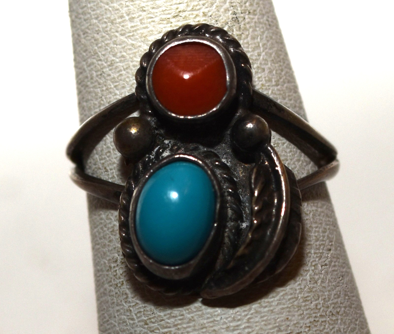 Vtg Southwestern Turquoise Engraved Leaf Sterling Silver Ring 2.6 Gram Size 4.25