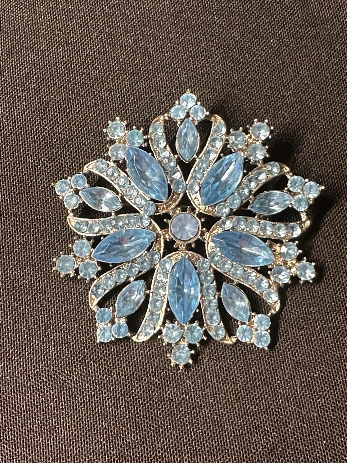 Lot/13 Vintage 50s 60s 70s 80s Some Rhinestone Mixed Material Brooch Pin VIDEO